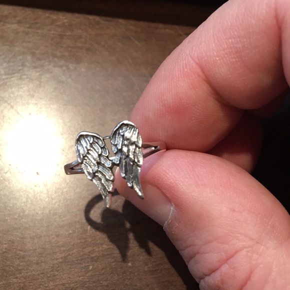 Welman Jewelry - Angel wings silver ring Welman Jewelry - Angel wings silver ring